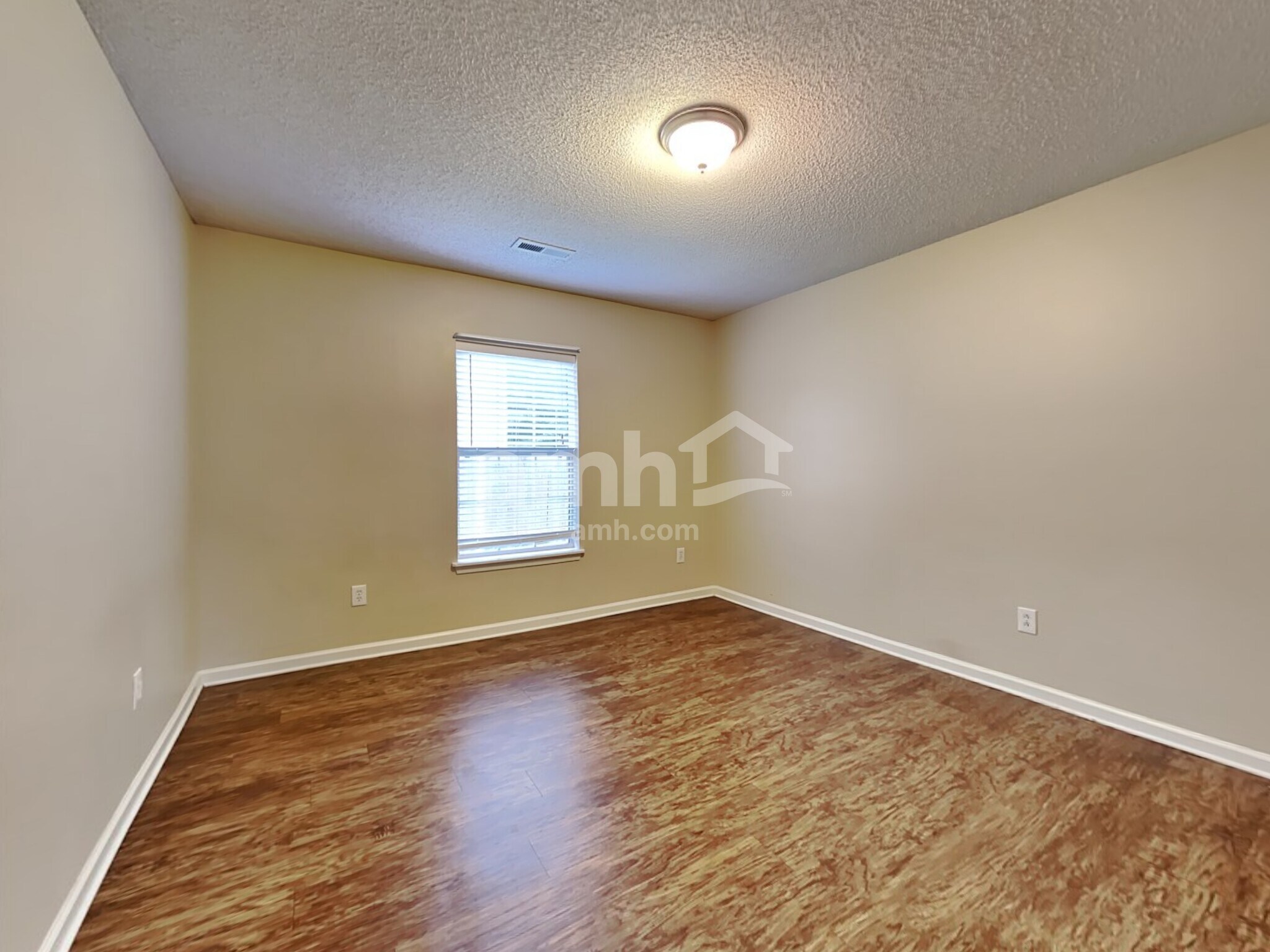 Building Photo - 108 Elbow Cir