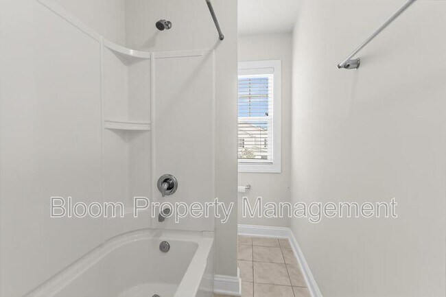 Building Photo - 1577 Krait Ct