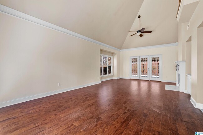 Building Photo - 4006 Vestview Dr