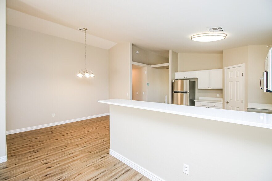 Building Photo - 10134 E Caballero St
