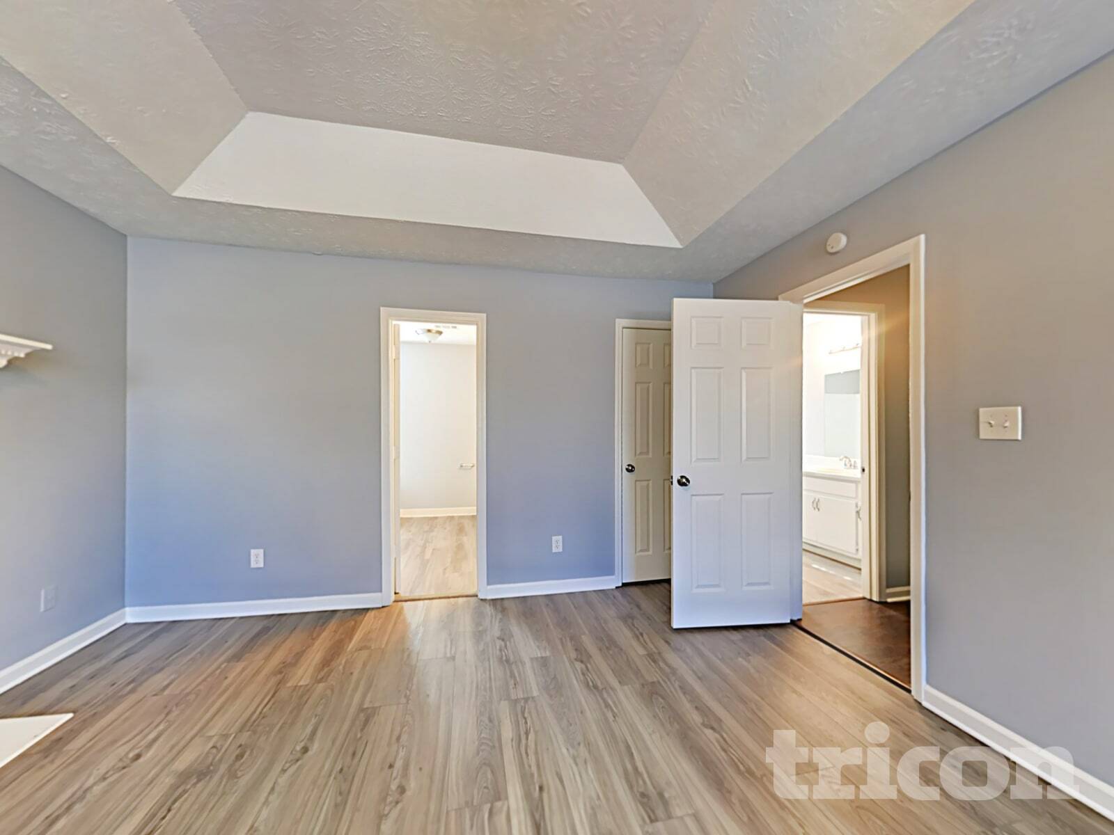 Building Photo - 418 Acres Ct