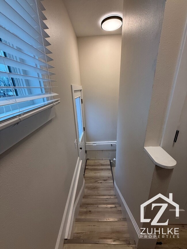 Building Photo - 201 N Pine St