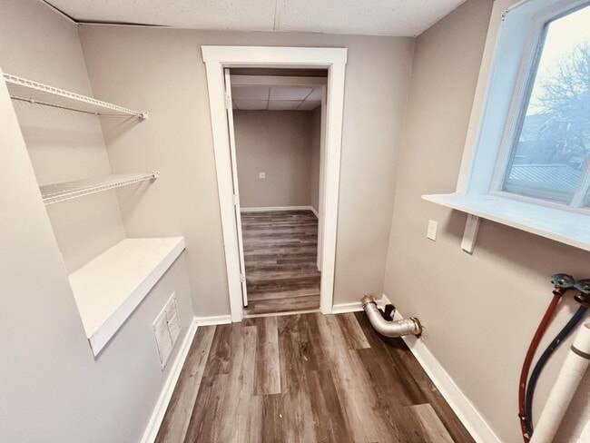 Building Photo - 6 Grove St