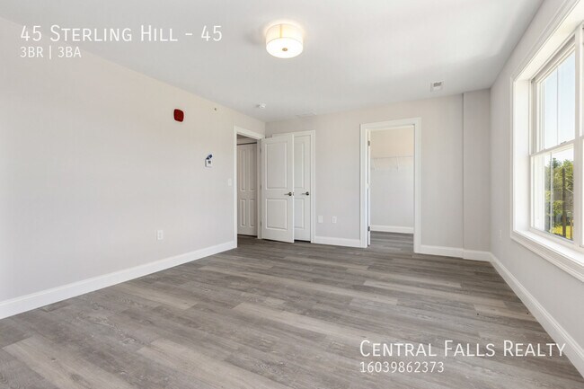 Building Photo - 45 Sterling Hill Rd