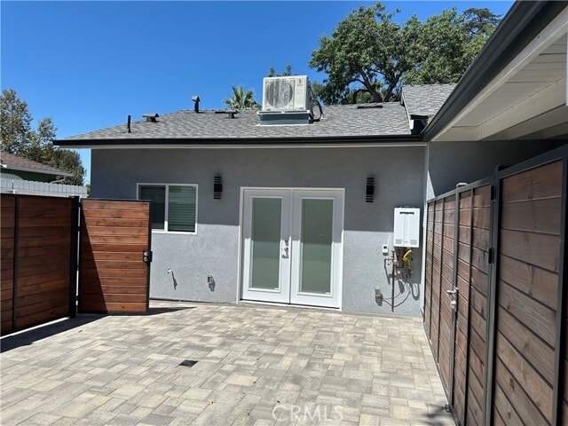 Building Photo - 6858 Amestoy Ave