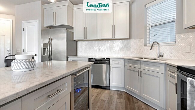 Building Photo - 3880 Palm Isle Pl