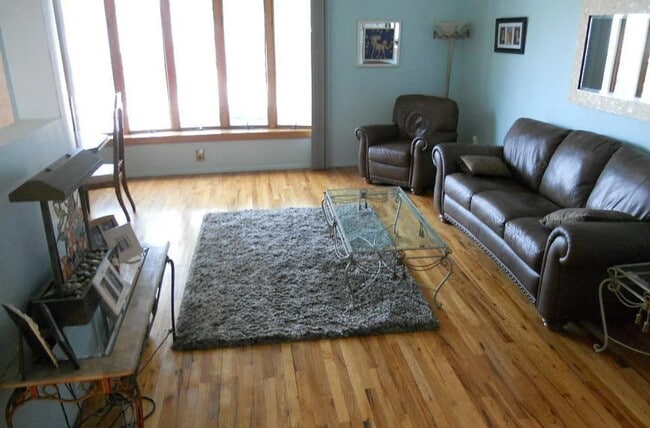 Building Photo - 19 Berglund Ave