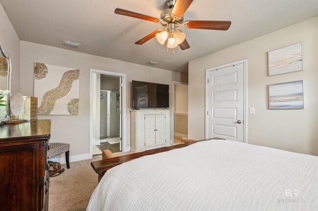 Building Photo - 6780 Spaniel Dr