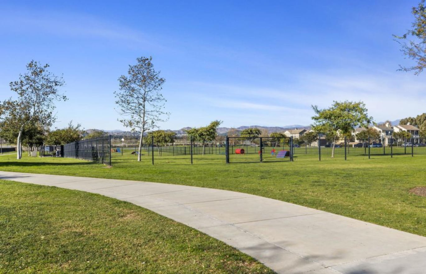 Building Photo - 717 Nile River Dr