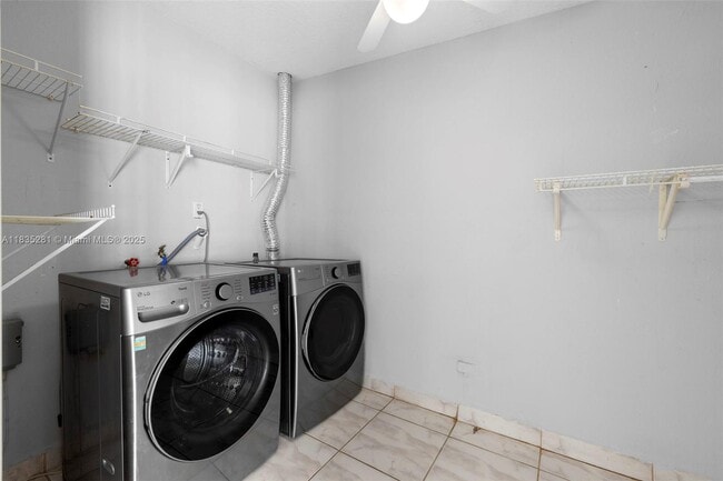 Building Photo - 2028 SW 103rd Ct