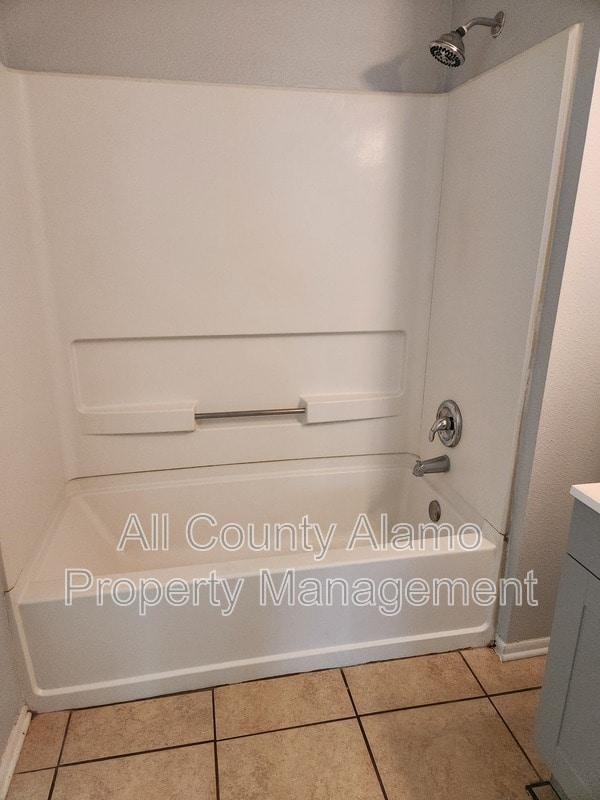 Building Photo - 11418 Cedar Park