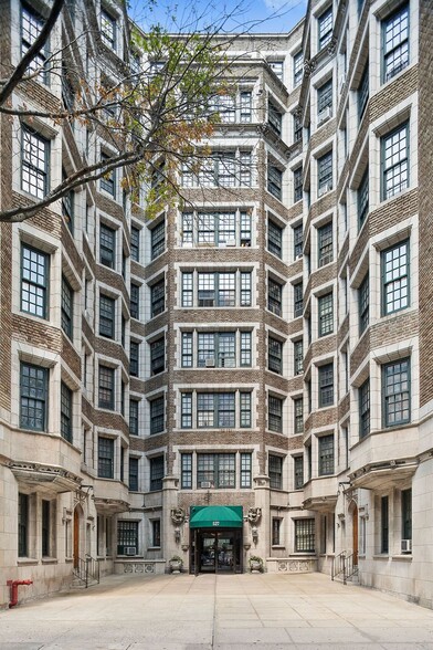 Building Photo - 527 W 110th St
