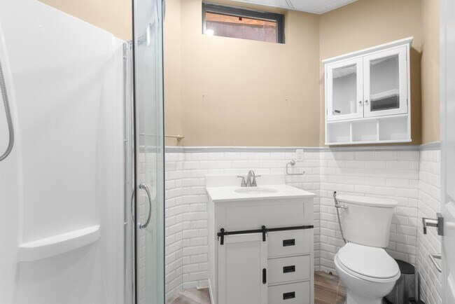 Building Photo - 7406 Bergenline Ave