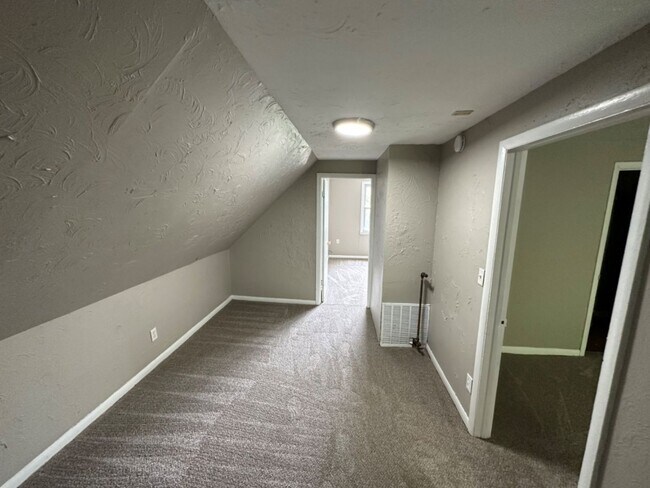 Building Photo - 3621 N 13th St