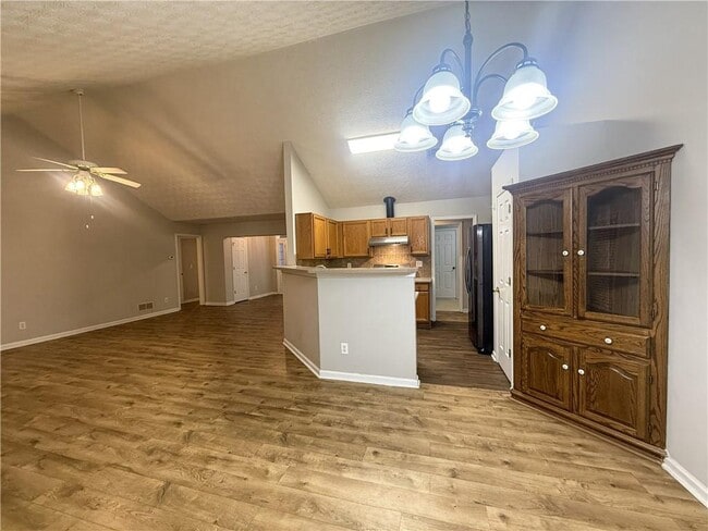 Building Photo - 5555 Grove Place Crossing SW