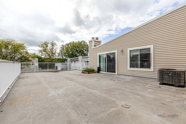 Building Photo - 2254 N Baldwin Way