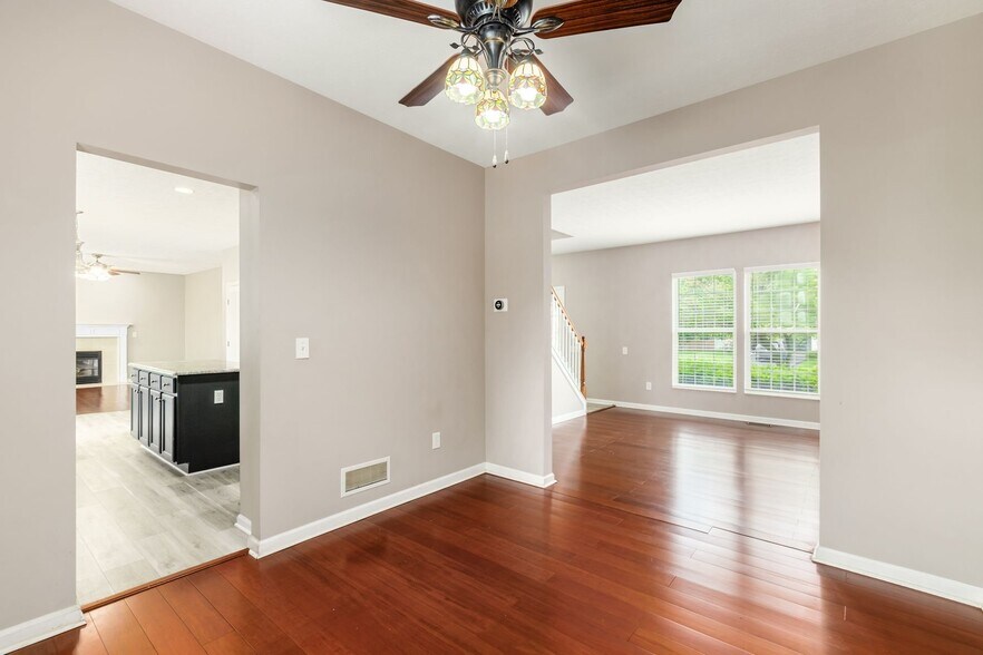 Building Photo - 1208 Briarshore Way