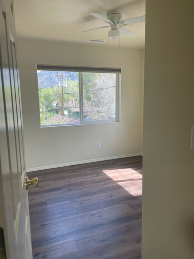 Building Photo - 3 Bedroom 2.5 bath rental Available