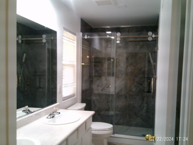 Building Photo - HOLIDAY SPECIAL $2847.50 MOVES YOU IN!!!   NW----SOLAR, SOLAR, SOLAR!!!   Application Pending