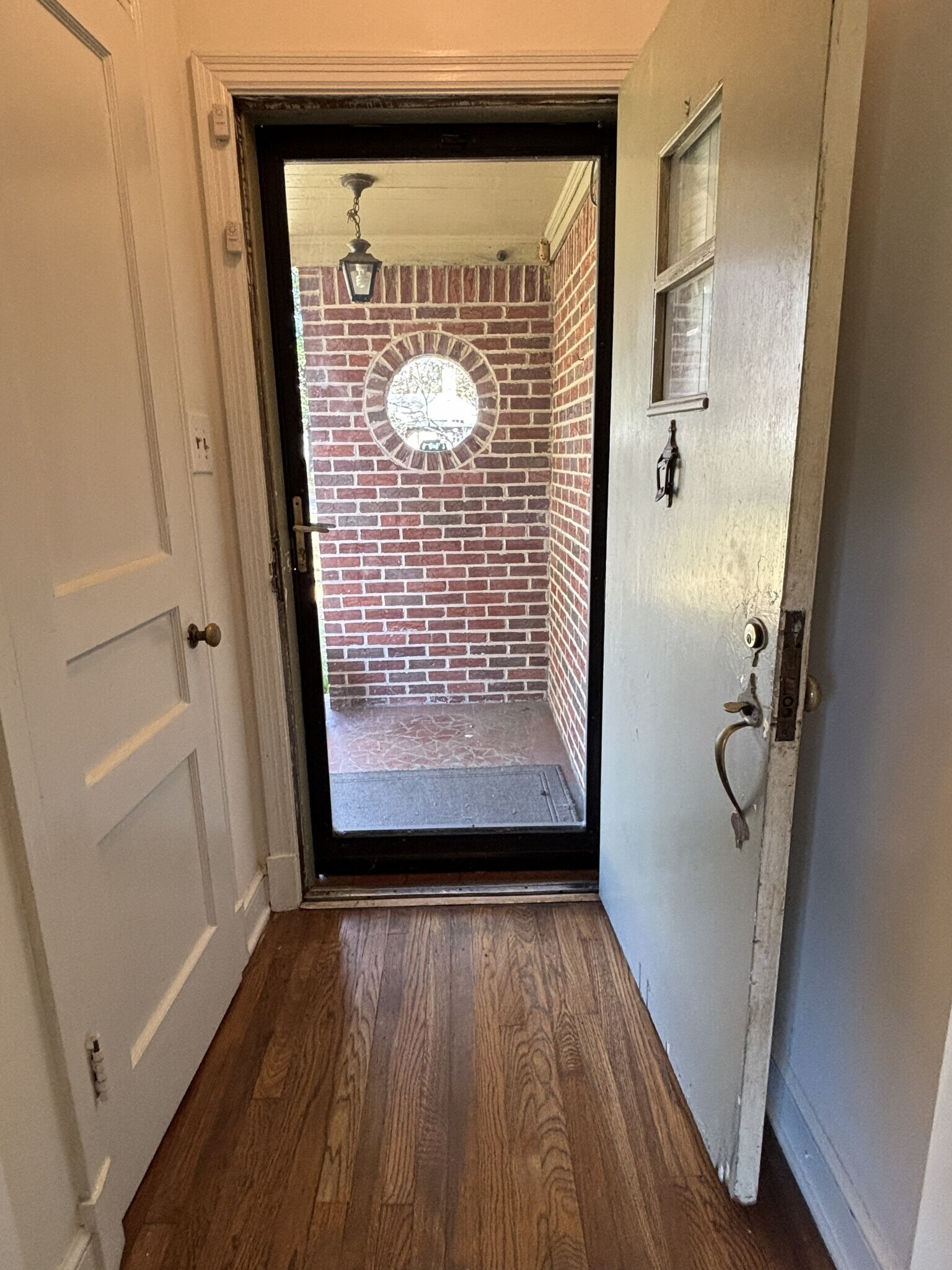 Building Photo - 3659 Highland Park Pl