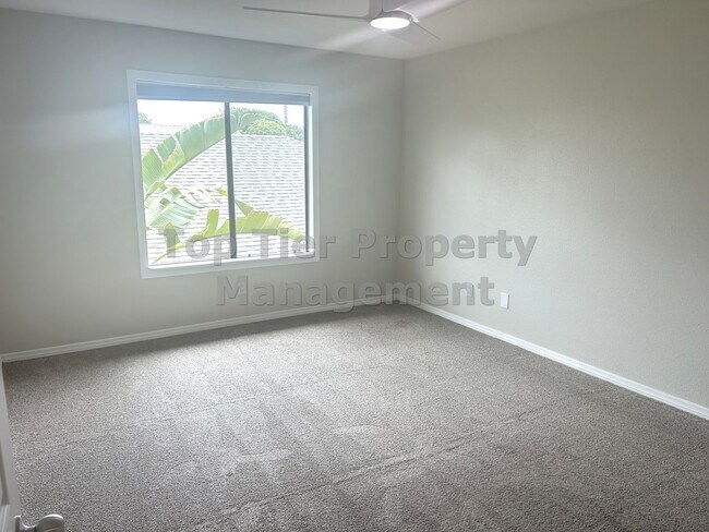 Building Photo - Spacious 2 Bed / 2 Bath Condo Near SDSU – ...