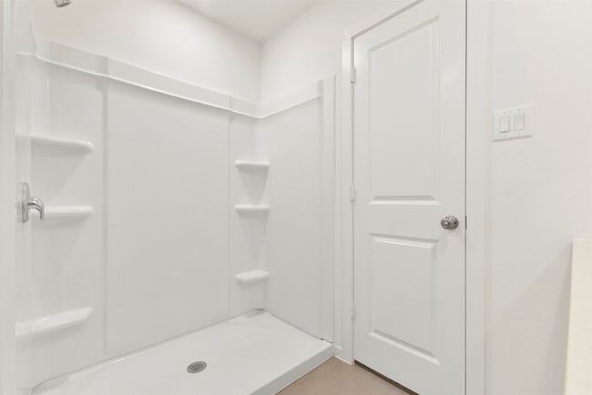 Building Photo - 253 Douglas Hls Dr