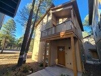 Building Photo - Beautiful, Newly-Built, Townhouse w/A/C & ...