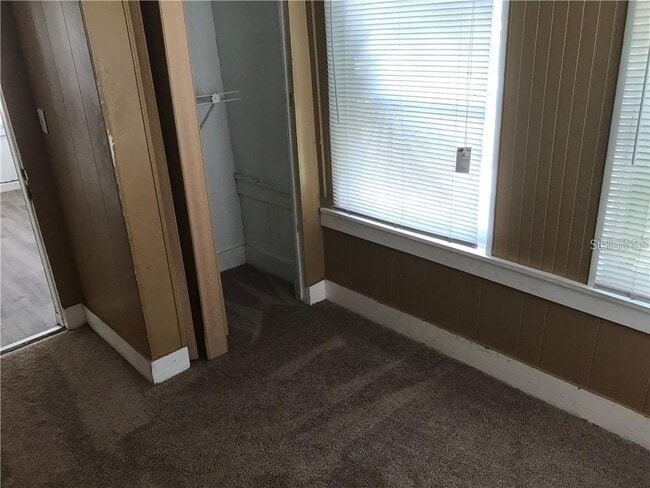 Building Photo - 1933 47th St S