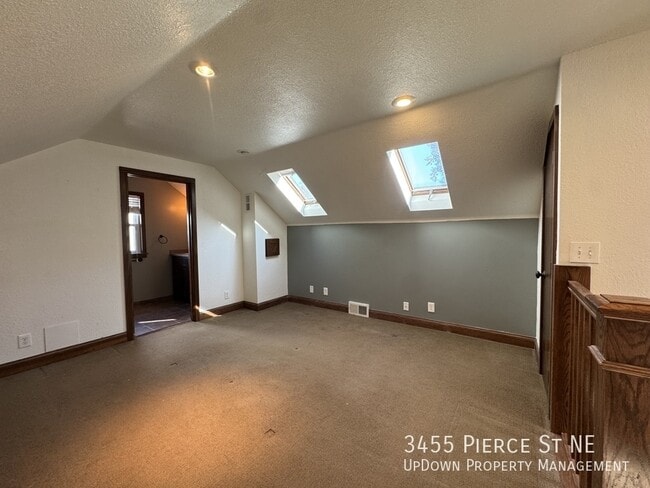 Building Photo - 3455 Pierce St NE