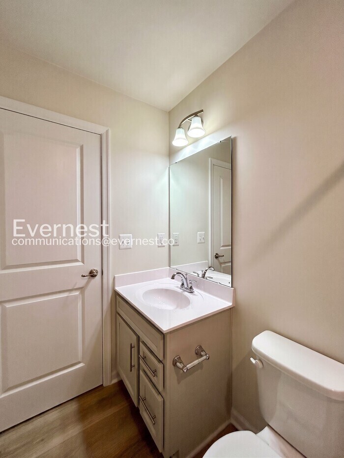 Building Photo - 8808 Stevenson Ln