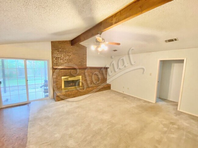 Building Photo - AVAILABLE BEGINNING OF JUNE; APPLY TODAY ON OUR WEBSITE