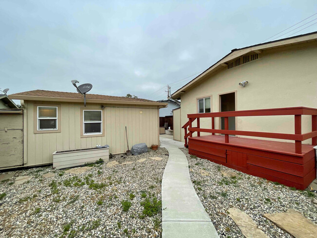 Building Photo - 33711 Railroad Ave