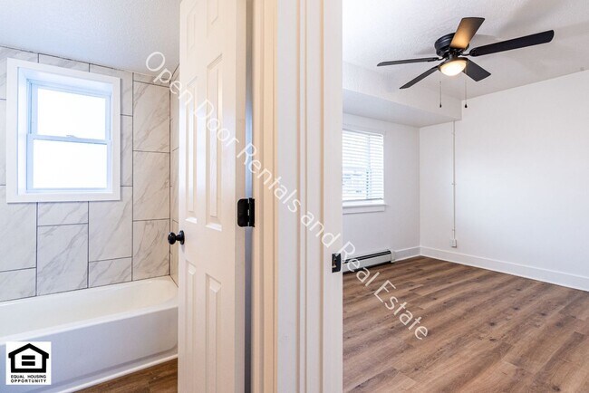 Building Photo - 1823 Griswold Dr