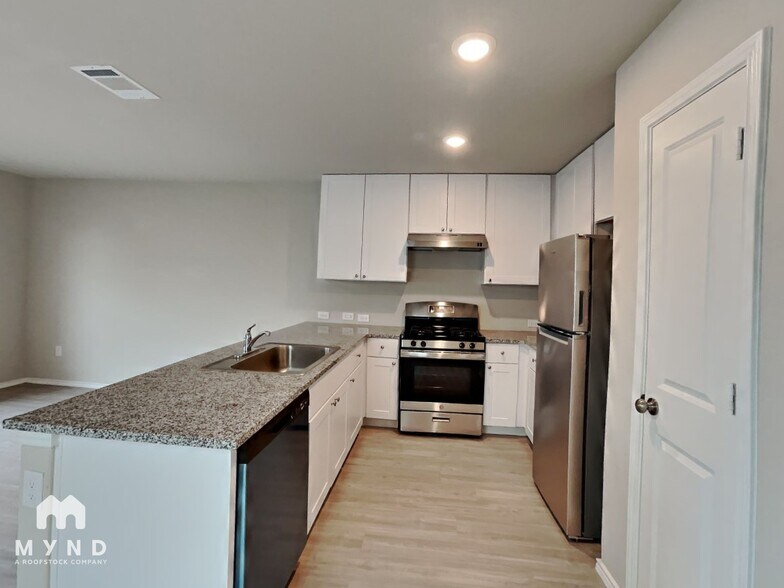 Building Photo - 4220 Thalweg Way