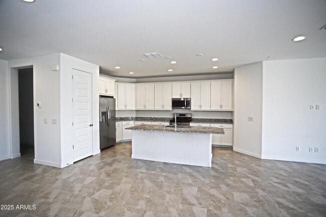 Building Photo - 32526 N 20th Gln