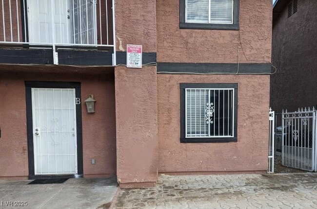 Building Photo - 3220 Figler Ct