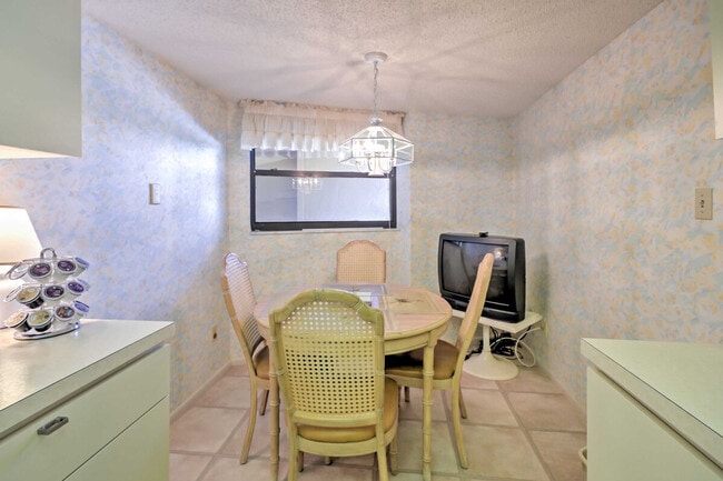 Building Photo - 5760 Midnight Pass Rd