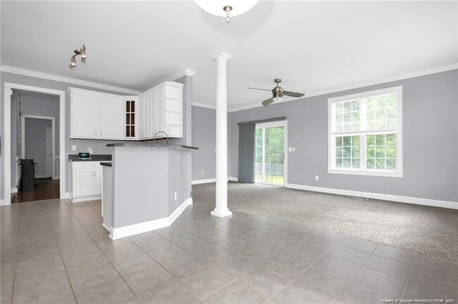 Building Photo - 427 W Summerchase Dr