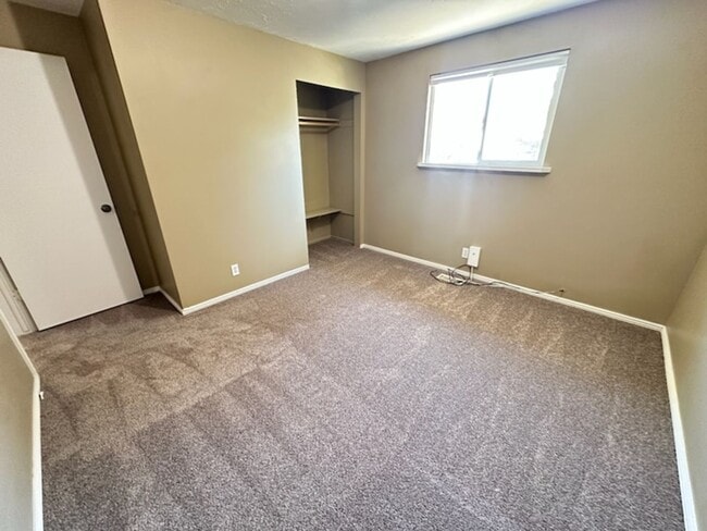 Building Photo - 6046 S 4000 W