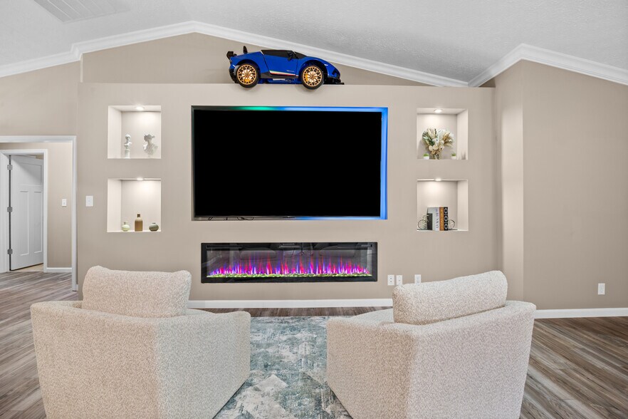 Building Photo - 25 Kettle Ct