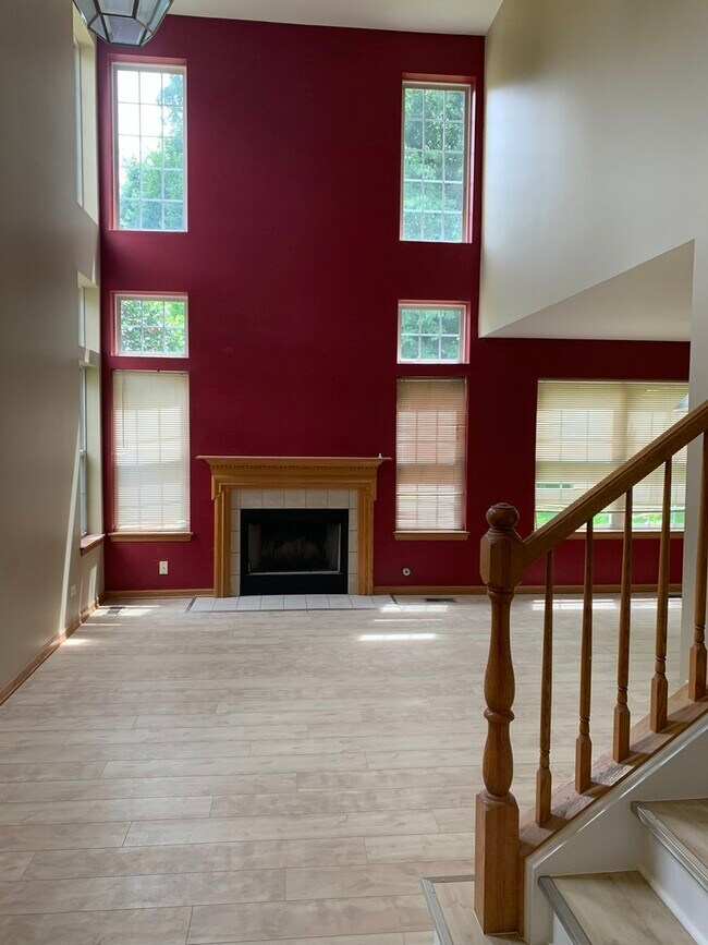 Building Photo - 2760 Packford Ln