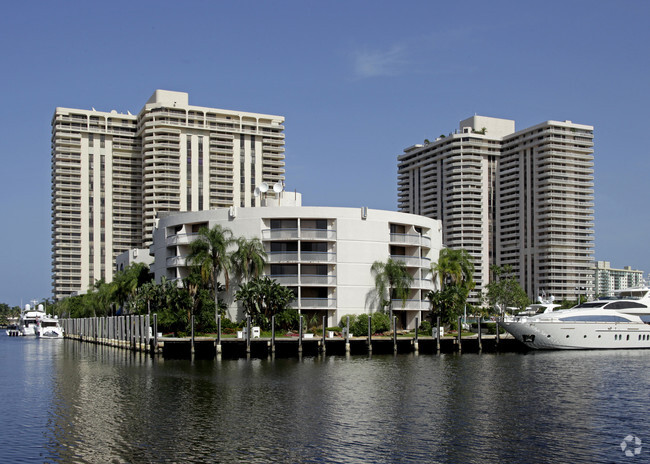 Primary Photo - Turnberry Isle North