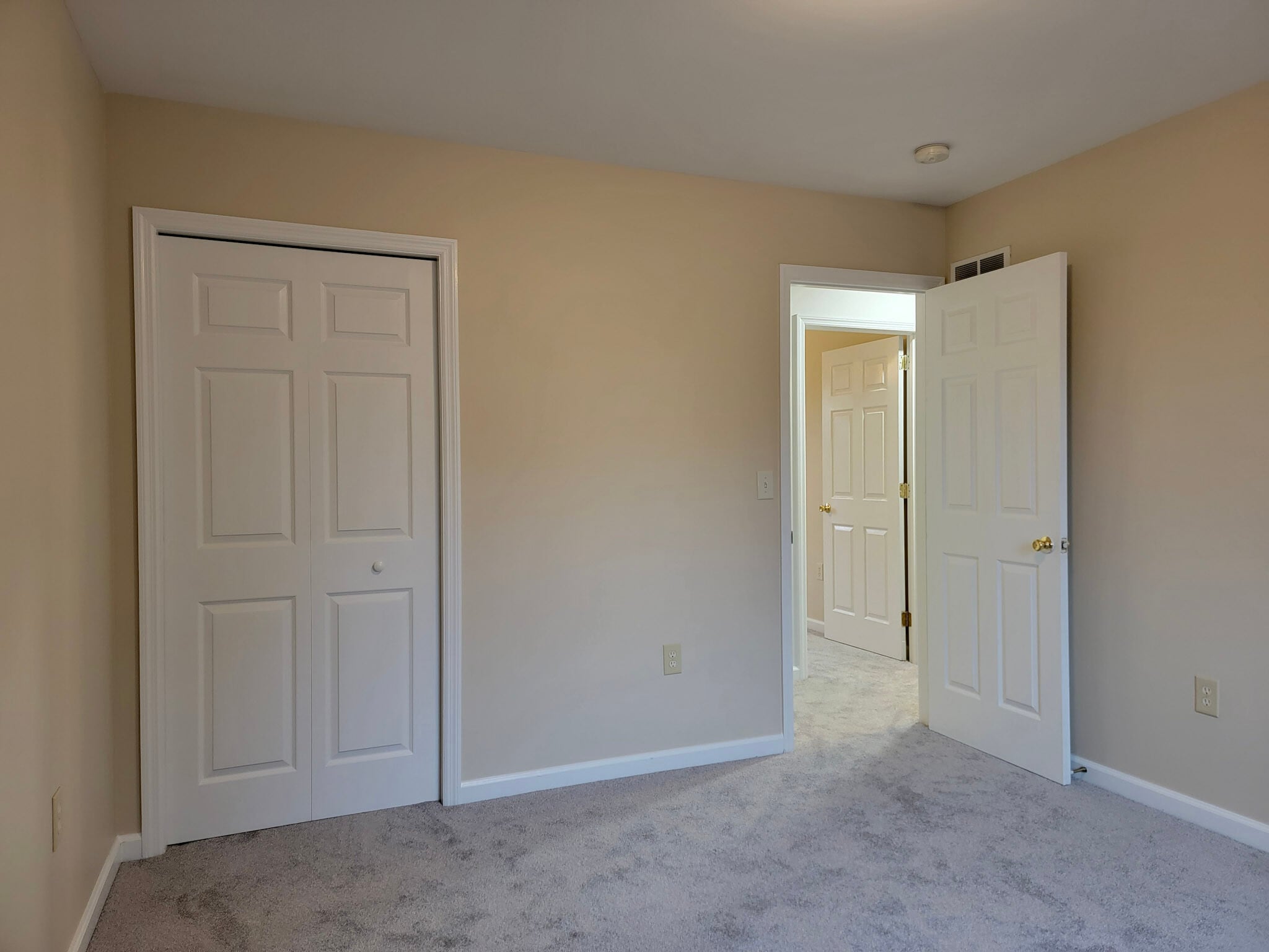 Building Photo - 336 Cardinal Ln