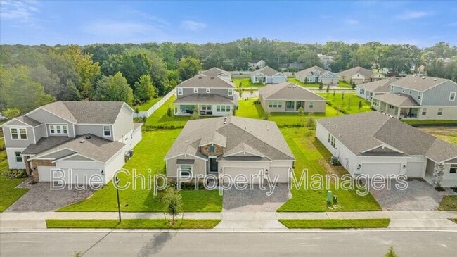 Building Photo - 2025 Shaggy Fisher Dr