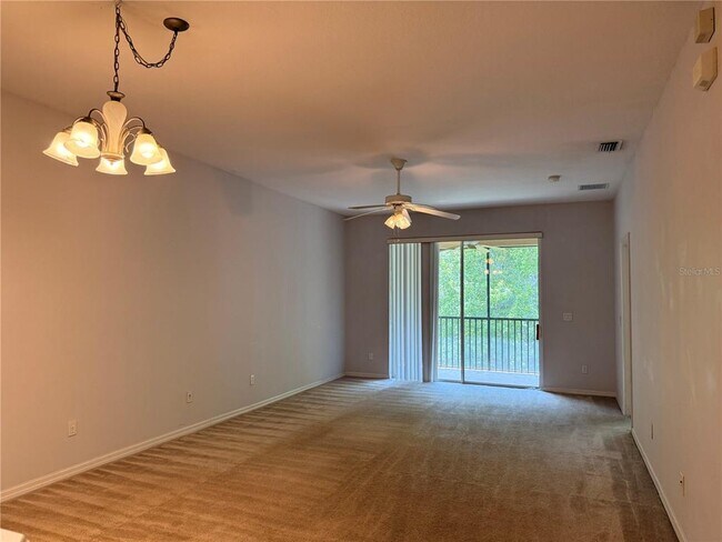 Building Photo - 9434 Myrtle Creek Ln