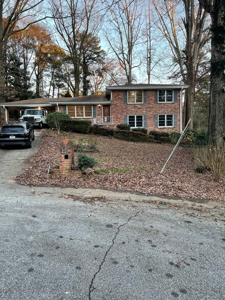 Building Photo - 2146 Cedarbrook Ct SE