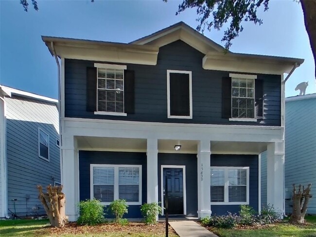 Primary Photo - 15839 S Alley Ct