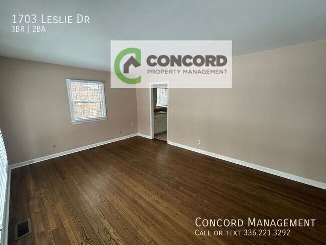 Building Photo - 1703 Leslie Rd