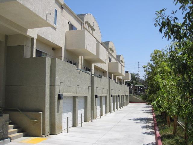 Building Photo - Towne Crest Apartments