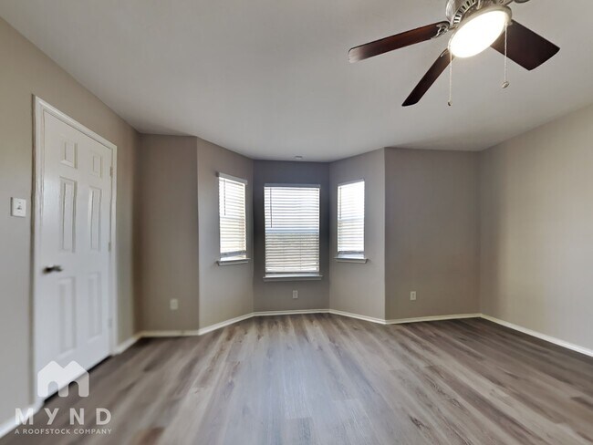 Building Photo - 5114 Bright Oak Ct